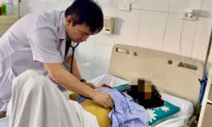 Uống trà thảo dược 'thải độc', men gan tăng gấp hàng chục lần