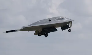 Mỹ điều oanh tạc cơ B-2 tập kích 'kho vũ khí Houthi'