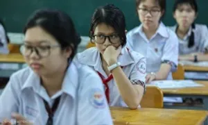 'Chỉ Tiếng Anh phù hợp làm môn thi thứ ba vào lớp 10'